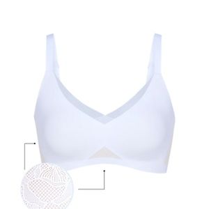 Honeylove Lace CrossOver Bra in white, size medium EUC